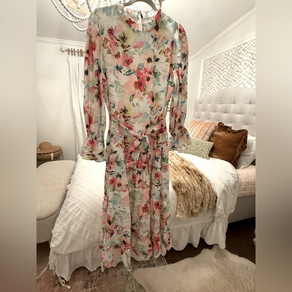 Size L Bright Floral and White Dress